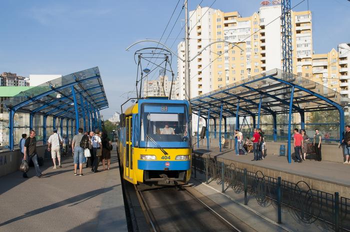 На станции скоростного трамвая «Индустриальная» завершают работы по созданию доступности
